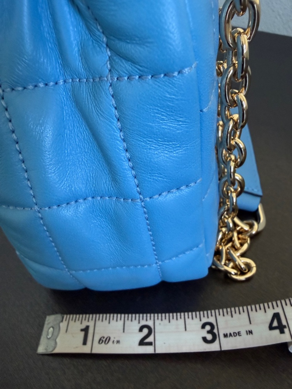 LIKE NEW Michael Kors BLUE Quilted Shoulder Bag. - Picture 4 of 9
